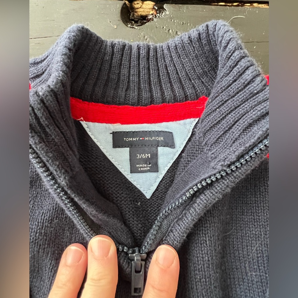 Tommy Hilfiger Baby 3-6 Months Sweater Pullover - Picture 3 of 5